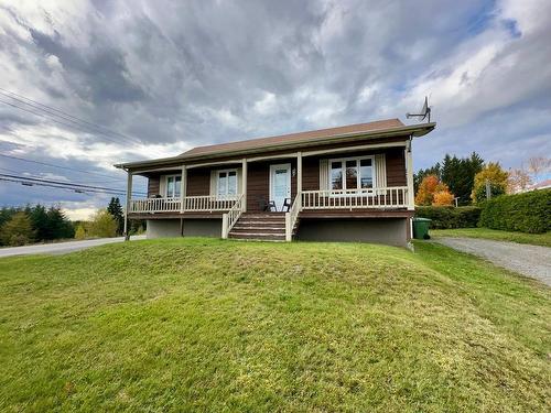 Frontage - 2Z Rg Taché E., Sainte-Perpétue, QC - Outdoor With Deck Patio Veranda