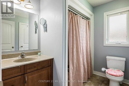 108 Silk Drive, Shelburne, ON - Indoor Photo Showing Bathroom