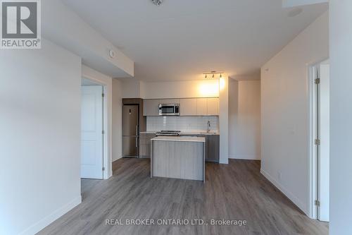 907 - 8 Hughson Street N, Hamilton, ON - Indoor Photo Showing Kitchen