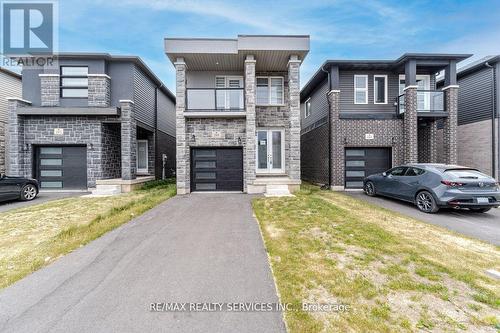 249 Louise Street, Welland, ON - Outdoor With Balcony With Facade