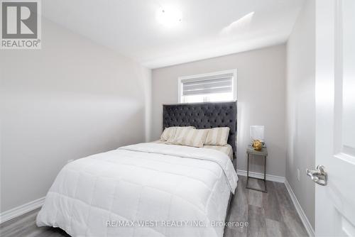 324 Equestrian Way, Cambridge, ON - Indoor Photo Showing Bedroom