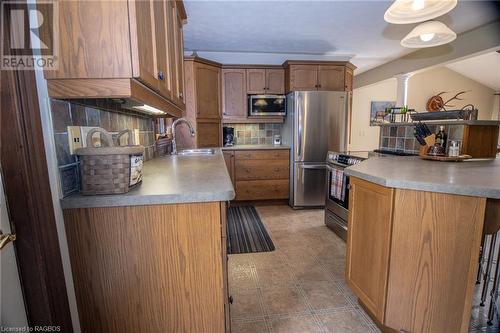 1440 Highway 6, South Bruce Peninsula, ON - Indoor Photo Showing Kitchen