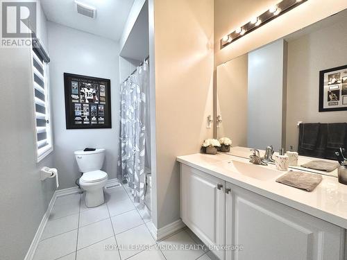 70 Beaverdams Drive, Whitby, ON - Indoor Photo Showing Bathroom