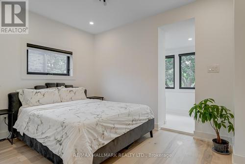 88 Greenwood Avenue, Toronto, ON - Indoor Photo Showing Bedroom