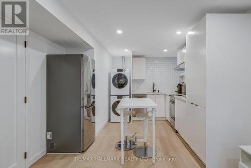 88 Greenwood Avenue, Toronto, ON - Indoor