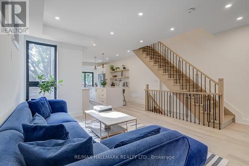 88 Greenwood Avenue, Toronto, ON - Indoor Photo Showing Living Room