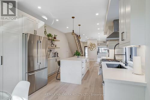 88 Greenwood Avenue, Toronto, ON - Indoor Photo Showing Kitchen With Upgraded Kitchen