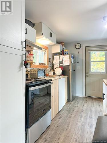 25 Holt Road, Harvey, NB - Indoor Photo Showing Kitchen