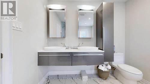 23 Santa Amato Crescent, Vaughan, ON - Indoor Photo Showing Bathroom