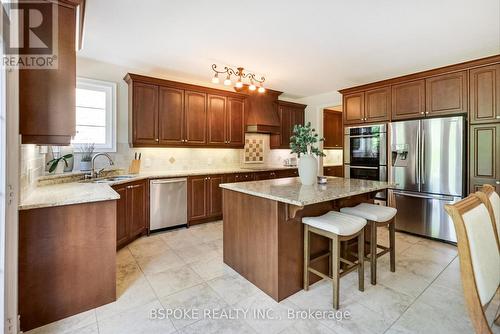 197 Rivermill Crescent, Vaughan, ON - Indoor Photo Showing Kitchen