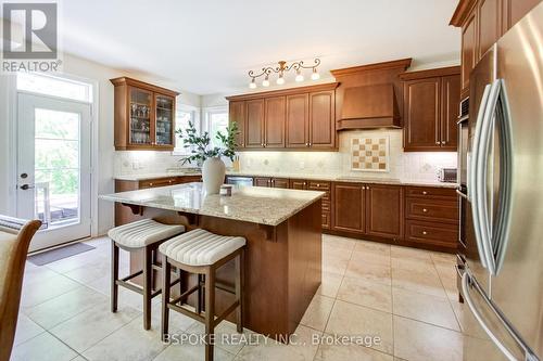 197 Rivermill Crescent, Vaughan, ON - Indoor Photo Showing Kitchen