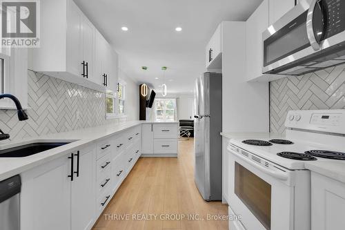 1346 Langmuir Avenue, London, ON - Indoor Photo Showing Kitchen