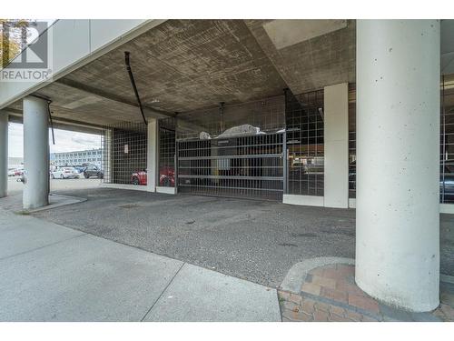 629 Lansdowne Street Unit# 205, Kamloops, BC - Indoor Photo Showing Garage