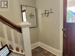 Front entrance foyer - 