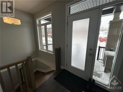 foyer - 608 Knotridge Street, Ottawa, ON - Indoor Photo Showing Other Room