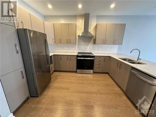 608 Knotridge Street, Ottawa, ON - Indoor Photo Showing Kitchen With Double Sink