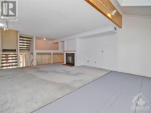 306 Cathcart Street, Ottawa, ON - Indoor Photo Showing Garage