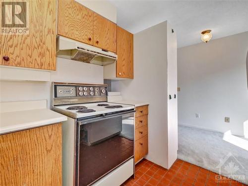 306 Cathcart Street, Ottawa, ON - Indoor Photo Showing Kitchen