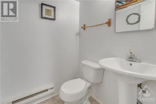 3190 Bannon Way, Ottawa, ON - Indoor Photo Showing Bathroom