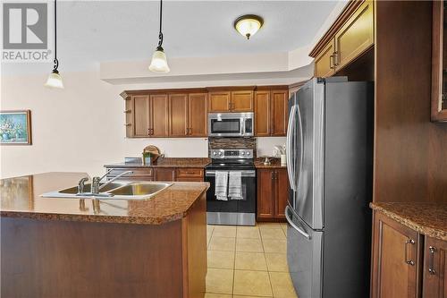 2310 Algonquin Unit# 29, Sudbury, ON - Indoor Photo Showing Kitchen With Double Sink