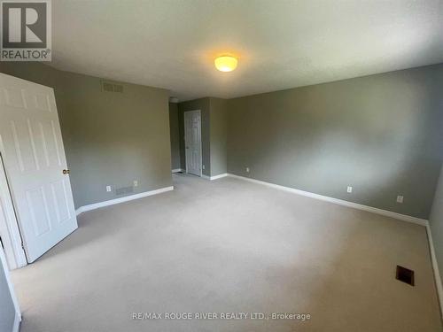 1700 Bishop Court, Oshawa (Samac), ON - Indoor Photo Showing Other Room