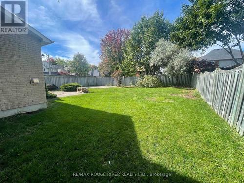 1700 Bishop Court, Oshawa (Samac), ON - Outdoor With Backyard