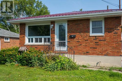 18 Harris Crescent, Belleville, ON - Outdoor With Exterior