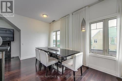 605 - 130 Steamship Bay Road, Gravenhurst, ON - Indoor Photo Showing Dining Room