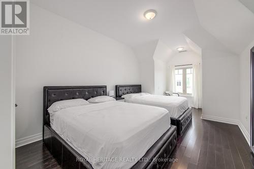 605 - 130 Steamship Bay Road, Gravenhurst, ON - Indoor Photo Showing Bedroom