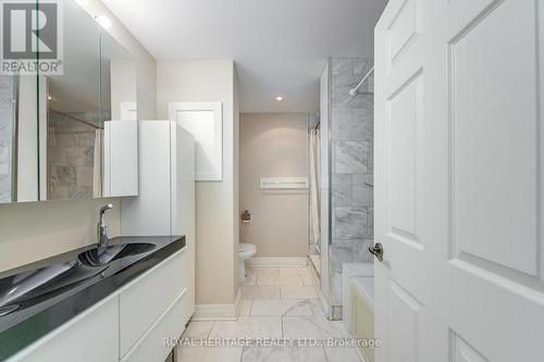 605 - 130 Steamship Bay Road, Gravenhurst, ON - Indoor Photo Showing Bathroom