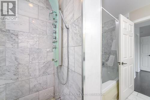 605 - 130 Steamship Bay Road, Gravenhurst, ON - Indoor Photo Showing Bathroom