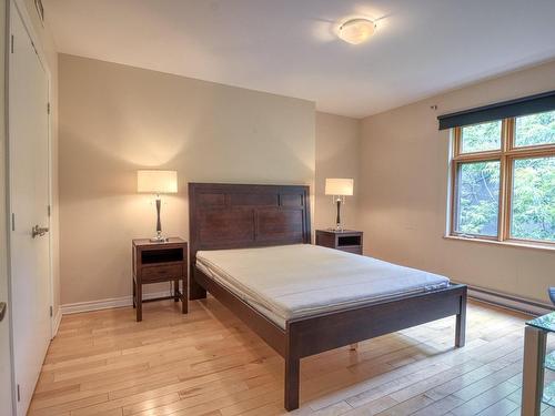 Master bedroom - 45-4574 Av. Du Parc, Montréal (Le Plateau-Mont-Royal), QC - Indoor Photo Showing Bedroom