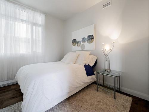 Chambre Ã Â coucher - 501-1160 Av. Van Horne, Montréal (Outremont), QC - Indoor Photo Showing Bedroom