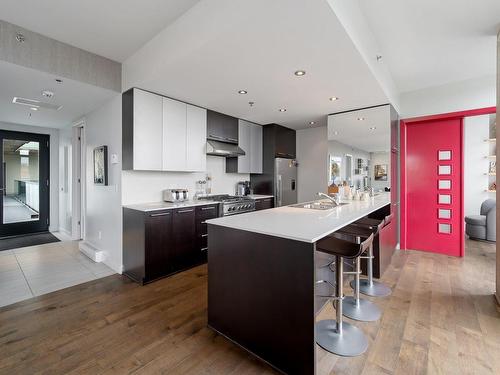 Cuisine - 501-1160 Av. Van Horne, Montréal (Outremont), QC - Indoor Photo Showing Kitchen With Upgraded Kitchen