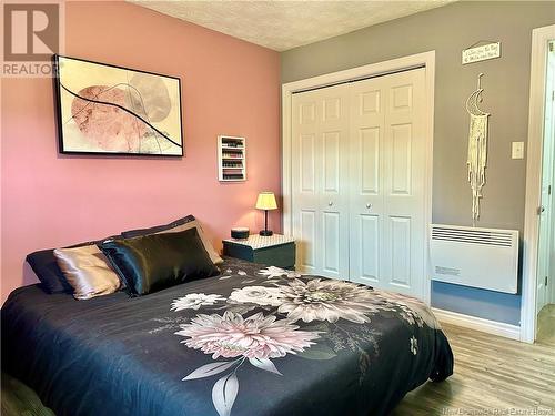 33 Aéroport Street, Edmundston, NB - Indoor Photo Showing Bedroom