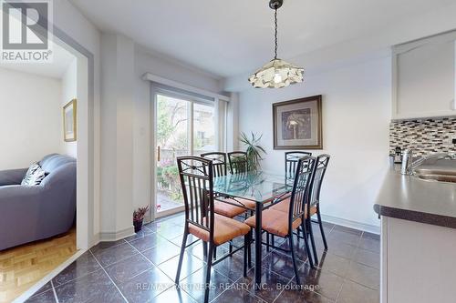 157 Manorheights Street, Richmond Hill, ON - Indoor Photo Showing Dining Room