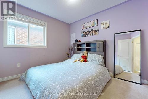 157 Manorheights Street, Richmond Hill, ON - Indoor Photo Showing Bedroom