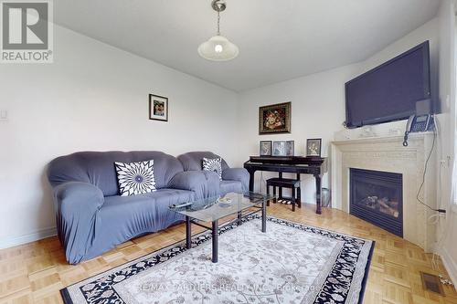 157 Manorheights Street, Richmond Hill, ON - Indoor Photo Showing Living Room With Fireplace