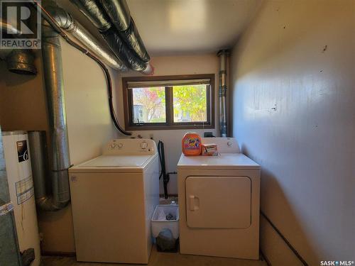 126 East Avenue, Kamsack, SK - Indoor Photo Showing Laundry Room