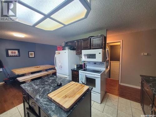 126 East Avenue, Kamsack, SK - Indoor Photo Showing Kitchen