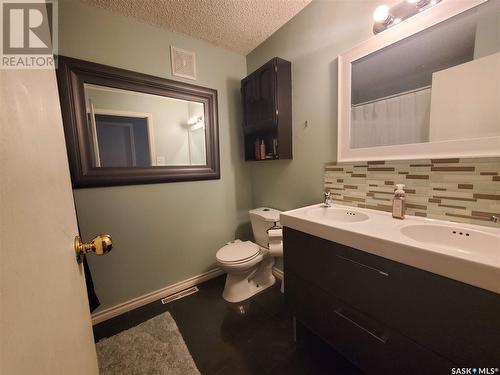 126 East Avenue, Kamsack, SK - Indoor Photo Showing Bathroom