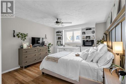 548 Kirkwood Street, Cornwall, ON - Indoor Photo Showing Bedroom