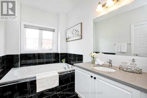 18 Campobello Street, Vaughan, ON - Indoor Photo Showing Bathroom