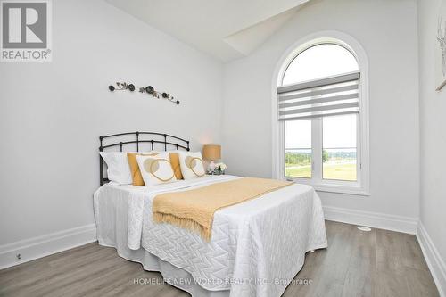 18 Campobello Street, Vaughan, ON - Indoor Photo Showing Bedroom