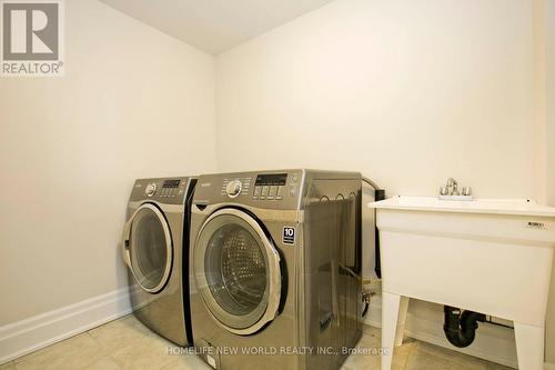 18 Campobello Street, Vaughan, ON - Indoor Photo Showing Laundry Room