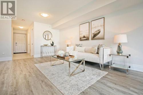 18 Campobello Street, Vaughan, ON - Indoor Photo Showing Living Room