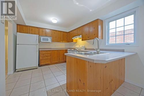 235 Rossmore Court, London, ON - Indoor Photo Showing Kitchen With Double Sink