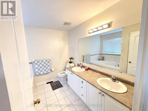 5175 Oscar Peterson Boulevard, Mississauga, ON - Indoor Photo Showing Bathroom