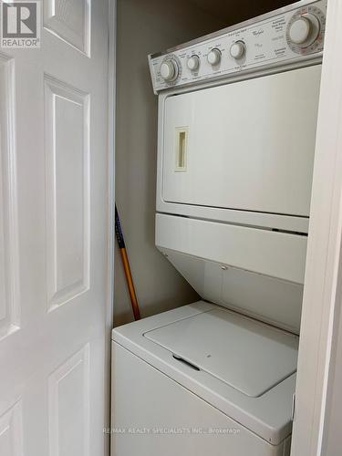 1805 - 55 Strathaven Drive, Mississauga, ON - Indoor Photo Showing Laundry Room