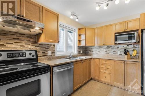 309 Mercury Street, Rockland, ON - Indoor Photo Showing Kitchen With Double Sink